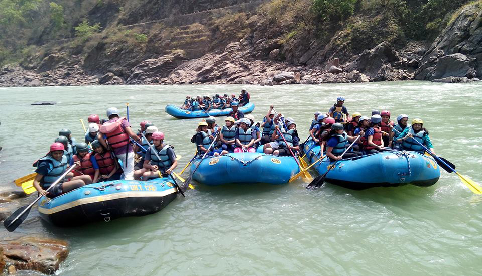 rafting best time
